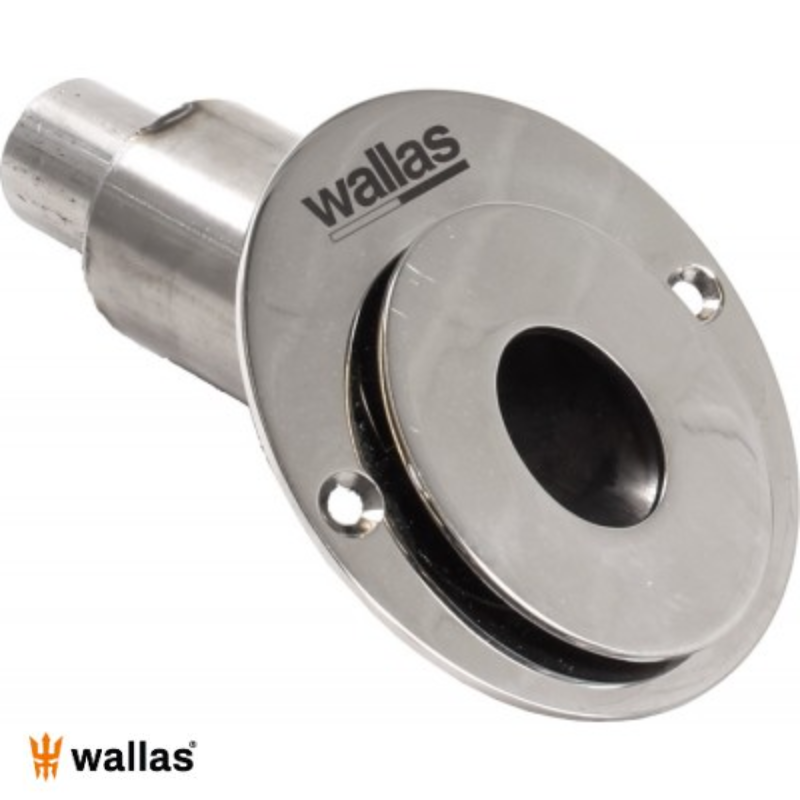 Passe-coque arrière pour échappement